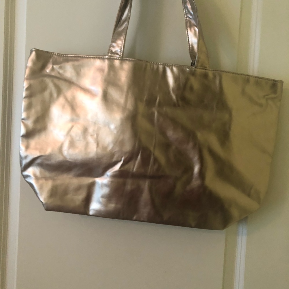 Disney Park’s authentic Mickey Mouse tote ✨ BRAND NEW!! ✨ - Picture 3 of 5
